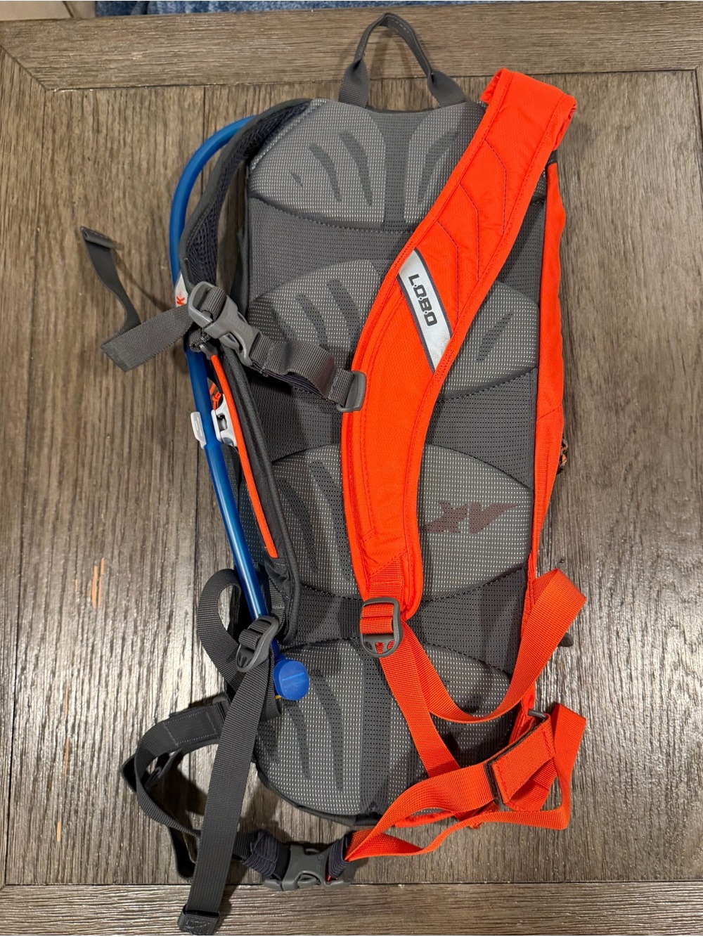CamelBak Lobo Hydration Pack Backpack Black Orange w/ Reservoir - Picture 5 of 6